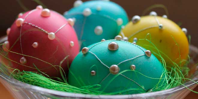huevos-para-decorar,-huevos-decorados-con-pedreria