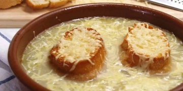 sopa cebolla tradicional