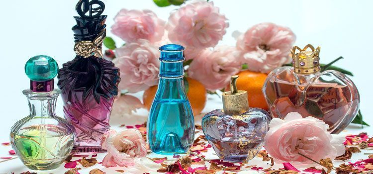 San-Valentín-sentido-del-olfato,-perfumes,-colonias,-perfumeros