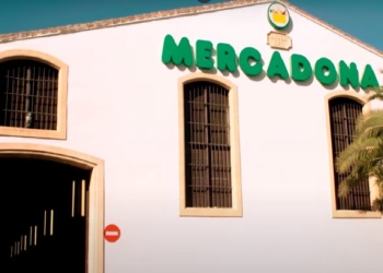 Mercadona divina pastora centro comercial reapertura supermercado Jerez de la Frontera navidad ecologico tienda eficaz
