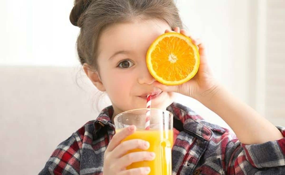 Zumo de naranja a los niños ¿realmente aporta el valor que dicen en el desayuno?