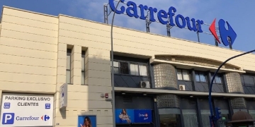 carrefour fachada