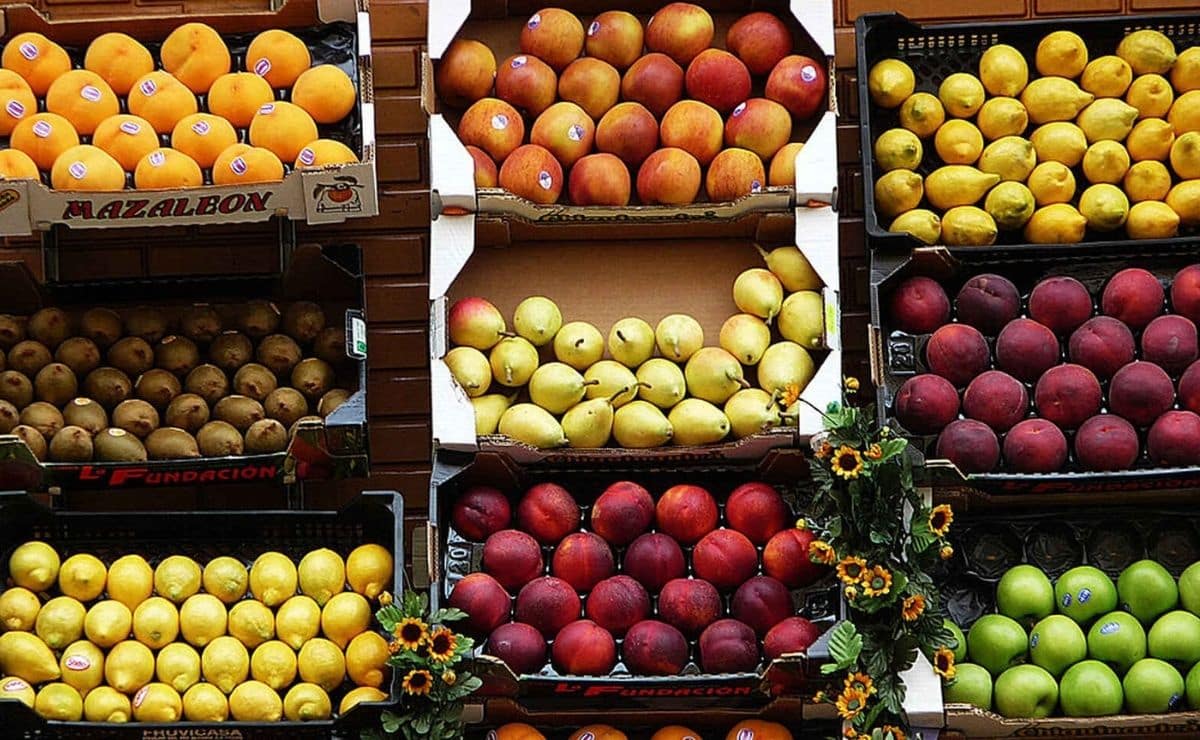 El motivo por el cual los médicos y nutricionistas recomiendan comerse la piel de las frutas