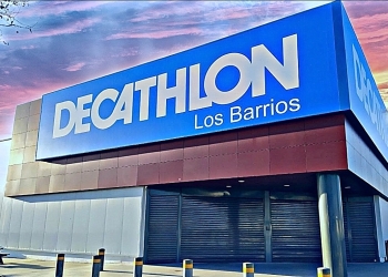 Decathlon es criticado tanto por empleados como por clientes por sus 'cajas mágicas'