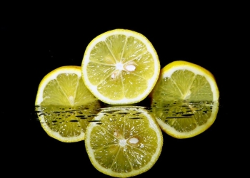 semillas de un limón