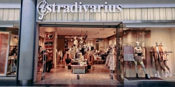 Stradivarius chaquetas mujeres moteras