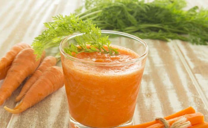 Cómo hacer un batido de zanahoria y avena