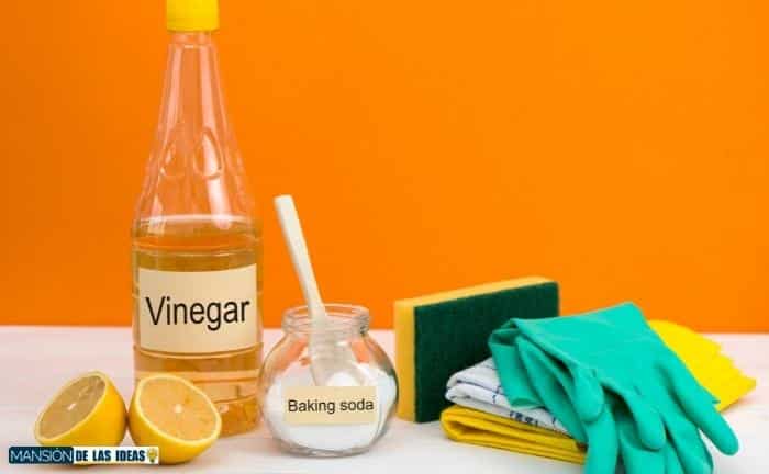 Vinagre y bicarbonato de Lidl para la limpieza de los azulejos