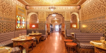 Una sala en el restaurante marroquí Al-Mounia