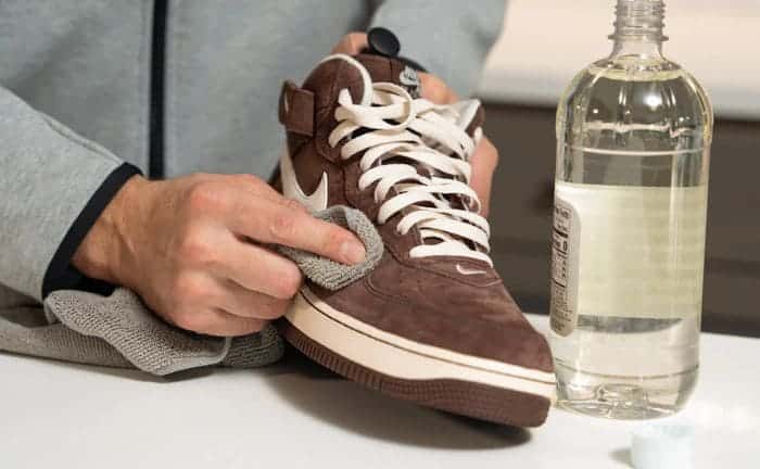 limpiar zapato gamuza vinagre