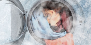 lavar ropa agua caliente