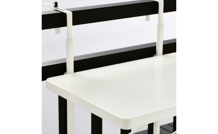 Detalle del agarre de la mesa auxiliar TORPARÖ de Ikea