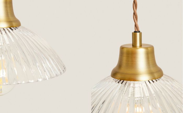 Detalles de la lámpara de techo de cristal y metal de Zara Home
