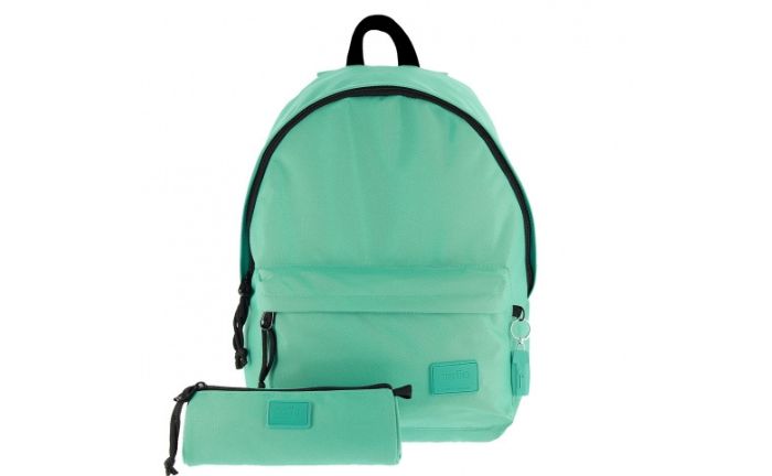 La mochila con estuche Totto Kalex está disponible en una gran variedad de colores para tus hijos puedan elegir cuál es la que mejor se adpata a sus gustos