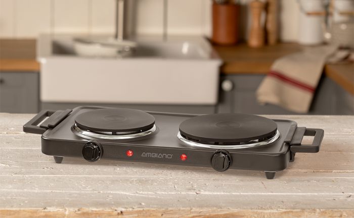 La placa eléctrica doble AMBIANO permite cocinar dos platos al mismo tiempo a diferentes temperaturas