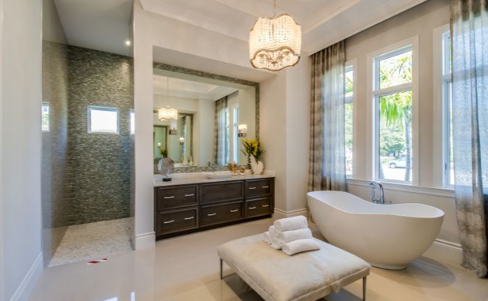 Baño suite lujoso decoración