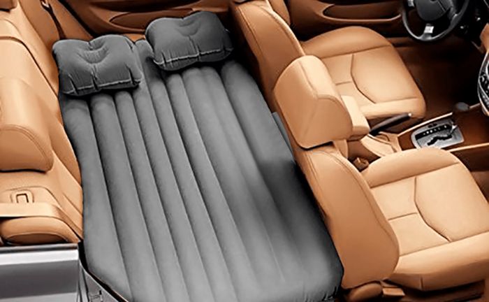 Con la cama hinchable para coche AUTO XS tendrás un lugar cómodo donde dormir en cada viaje