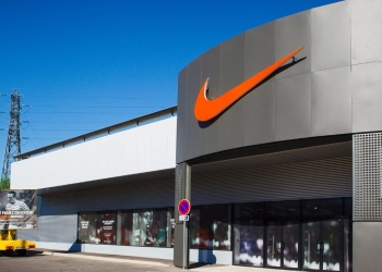 La marca estadounidense tira el precio de las Nike Air Max Scorpion Flyknit