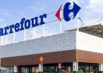 Carrefour edredón otoñal cama