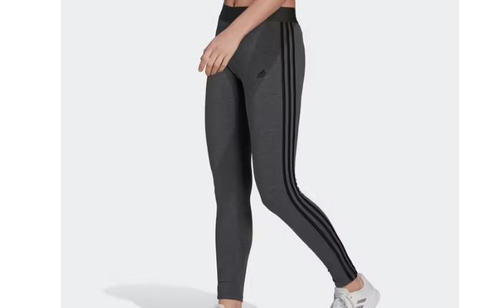 Los leggings fitness soft training Adidas han sido confeccionados con materiales suaves y elásticos que ayudan al movimiento