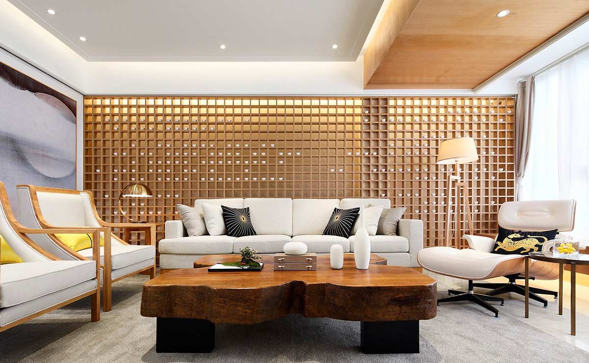 Salón con decoración en distintos tonos de madera