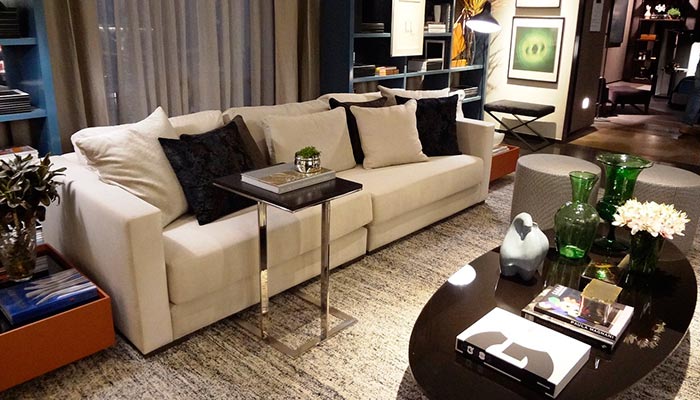 Una mala distribución del salón resulta incómoda y resta luz