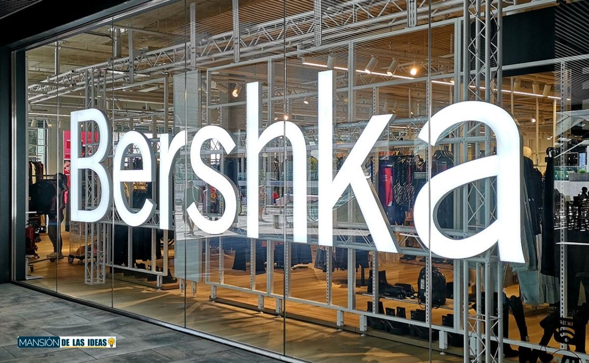 Jeans galácticos de Bershka