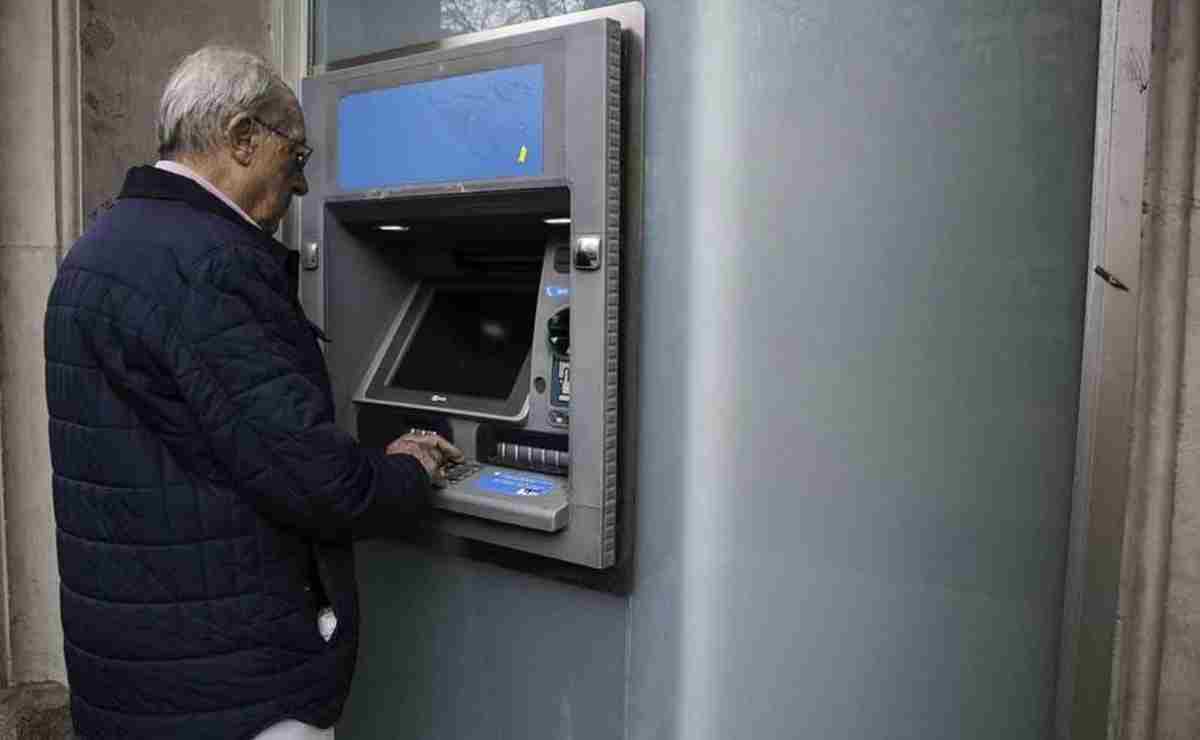 Pensión máxima vs mínima 2025 3.267,60€ frente a 874,40€