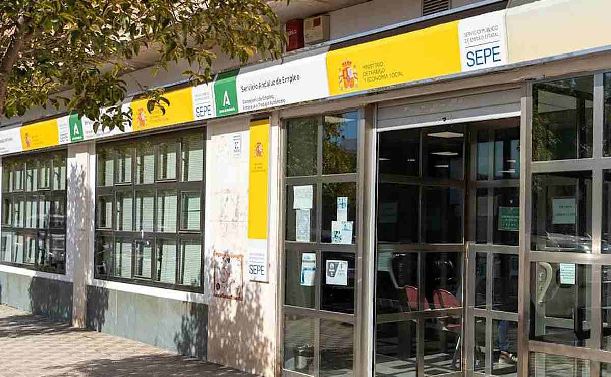 SEPE activa más de 200 empleos navideños con contratos rápidos y fácil acceso